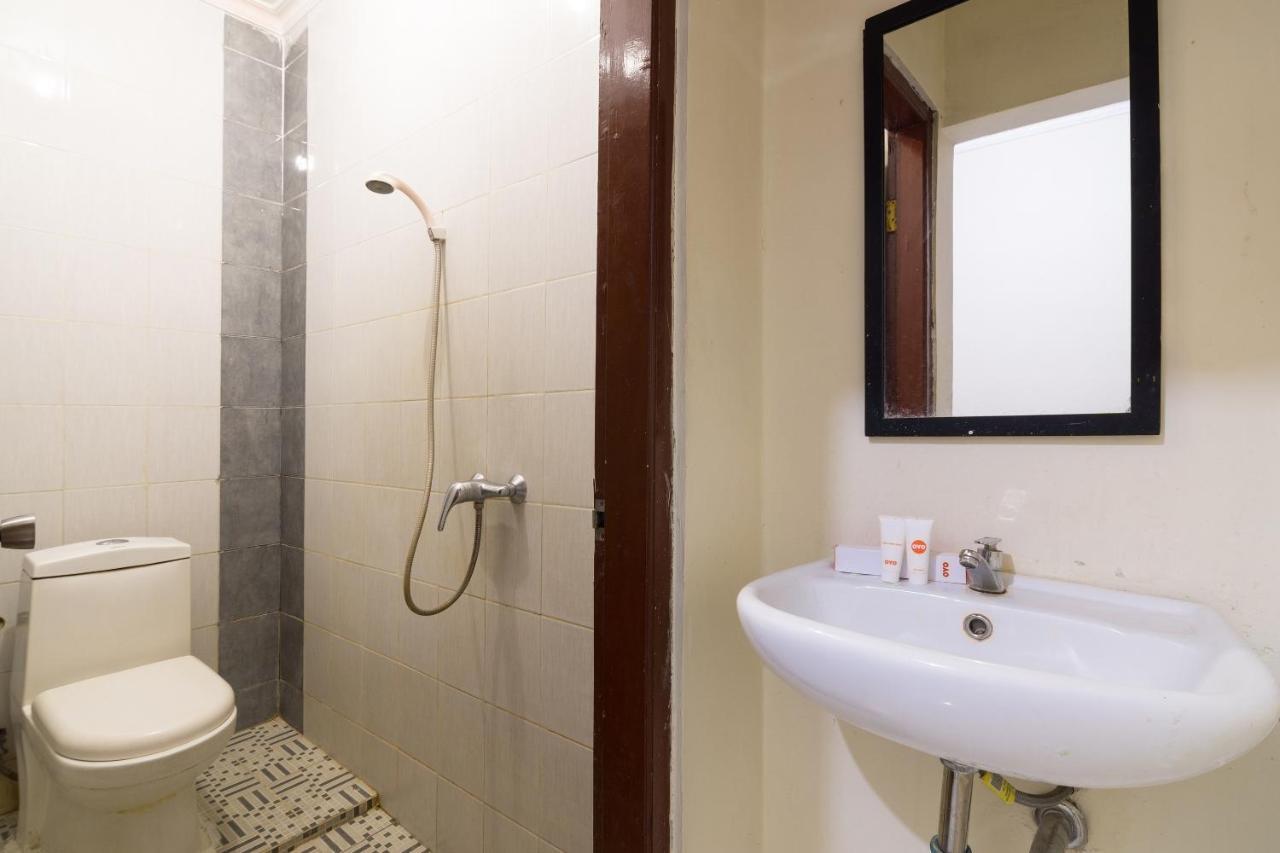 Hotel Oyo 198 Emdi House Seturan Melati Zewnętrze zdjęcie