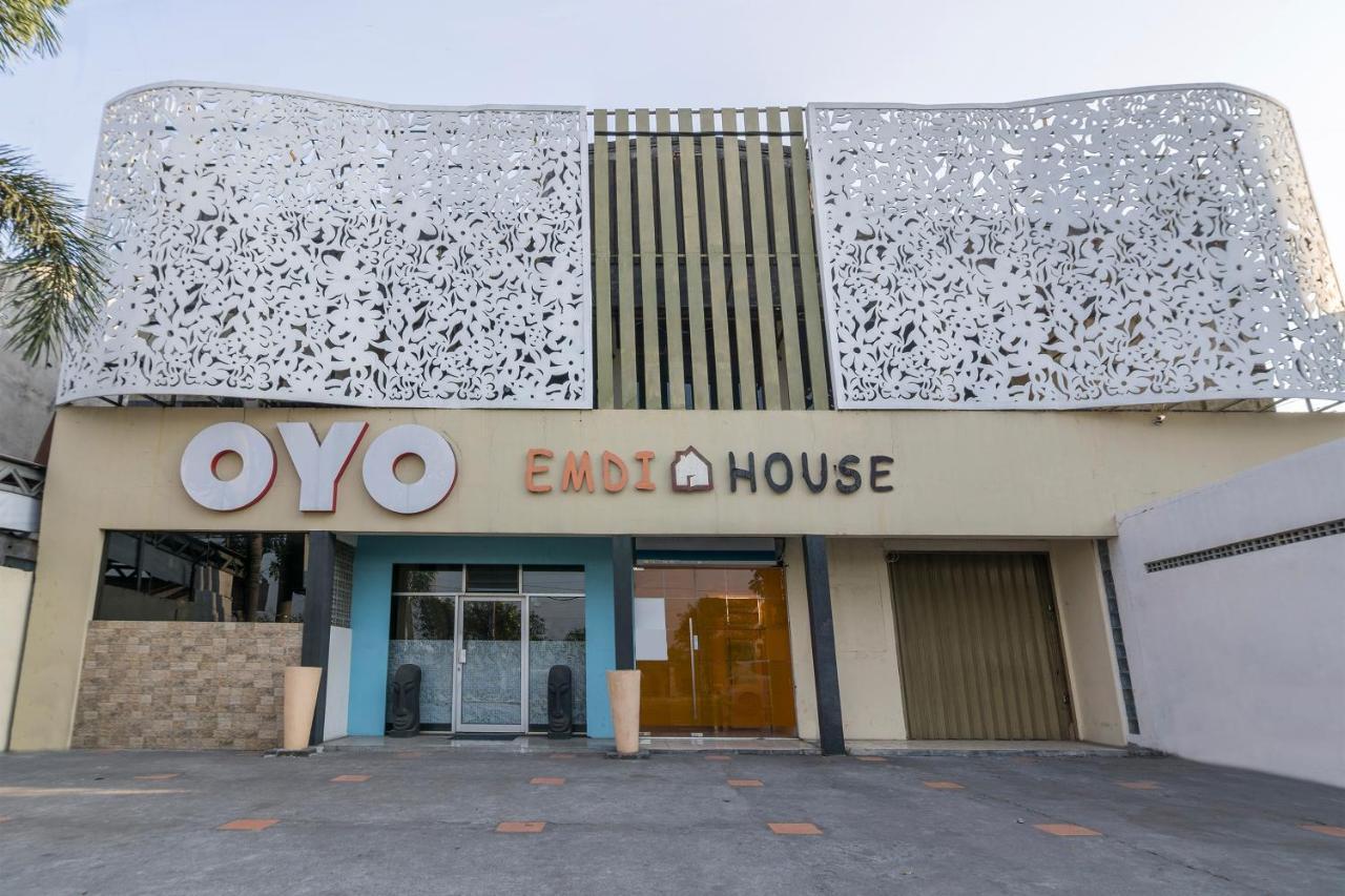 Hotel Oyo 198 Emdi House Seturan Melati Zewnętrze zdjęcie